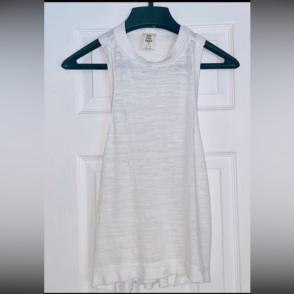 Free People Tops - 💵 Price Drop! Final price! 
🦋 Free People we the free Brisbane white tank top